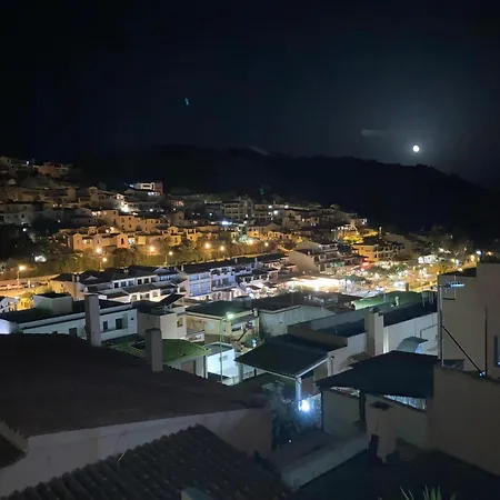 Calme, Vue Panoramique A 100 M Du Centre アパート ヴィッラシミーウス